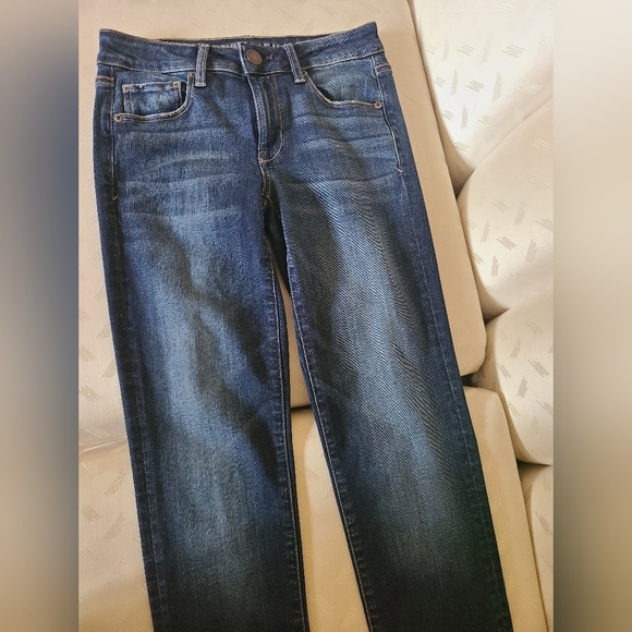 AE ladies jeans - Picture 2 of 4